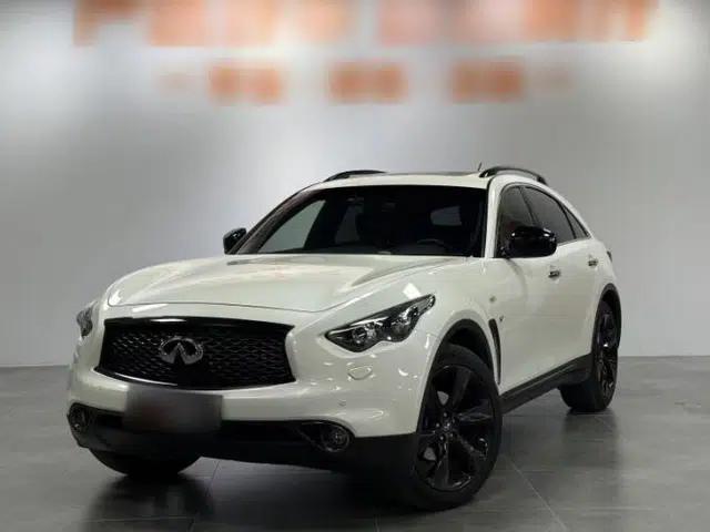 Used Infiniti QX70 2015 3.7L Shadow Edition