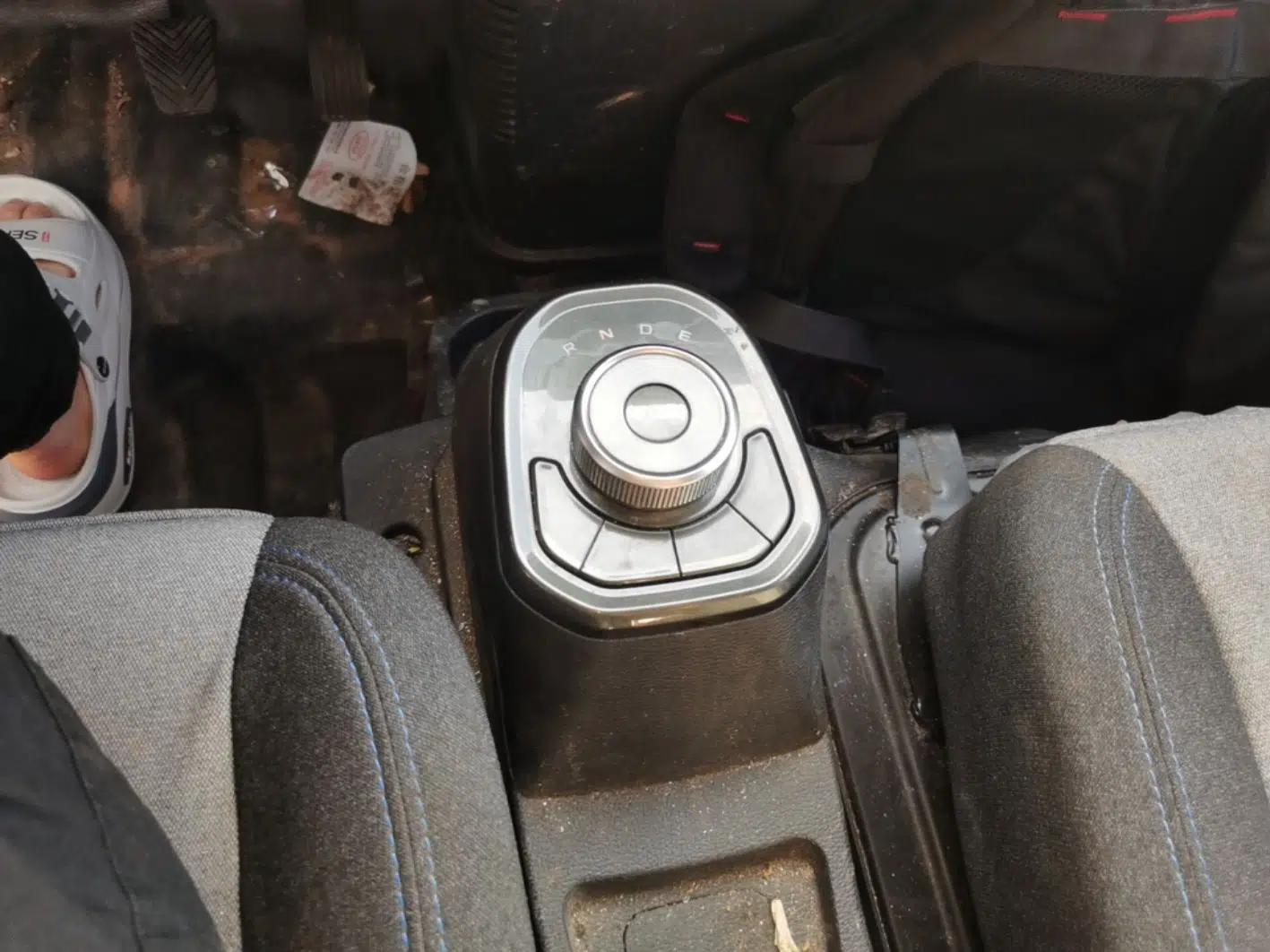 Used Farizon Fengrui 2023 F3E Side-Board Truck with Guoxuan 57.6 kWh Battery — миниатюра 16