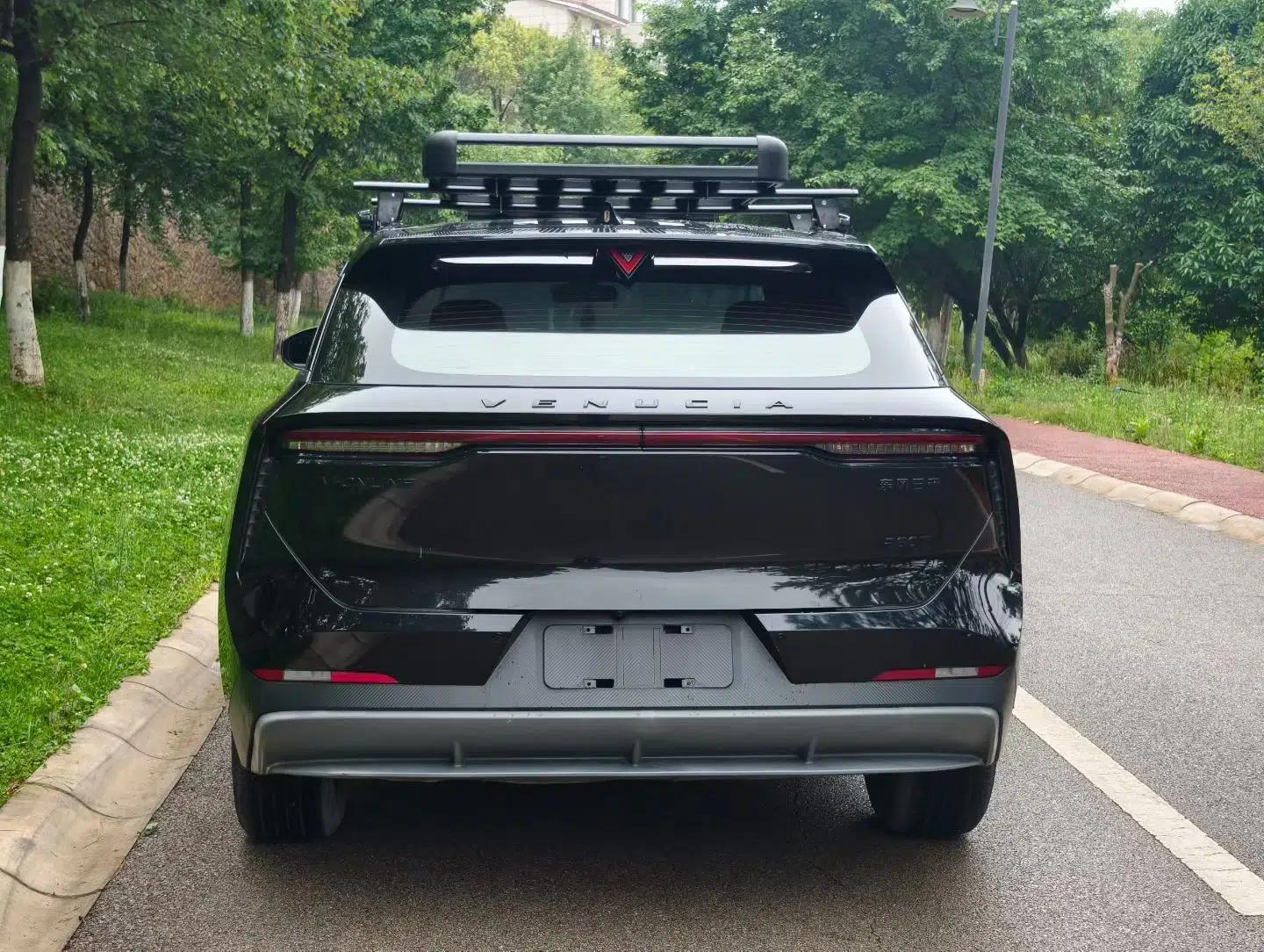 Used Venucia V 2022 260T Black Horse Edition · Idol — миниатюра 6