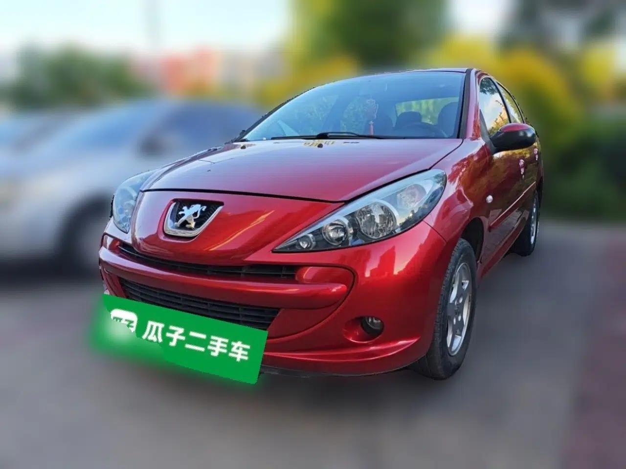 Used Peugeot 207 2011 Sedan 1.4L Manual Yule Edition — миниатюра 1