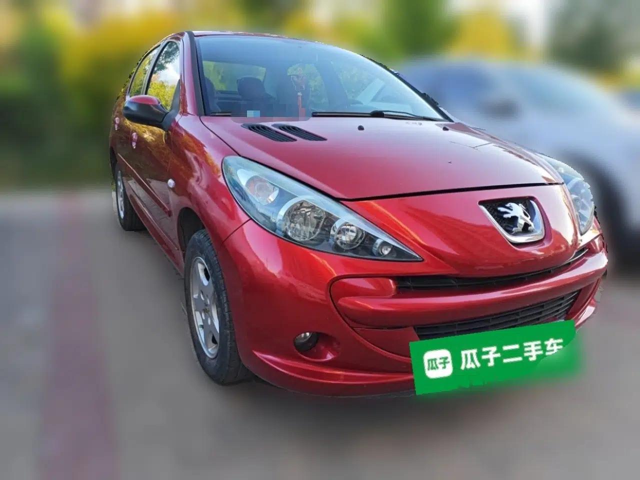 Used Peugeot 207 2011 Sedan 1.4L Manual Yule Edition — миниатюра 3