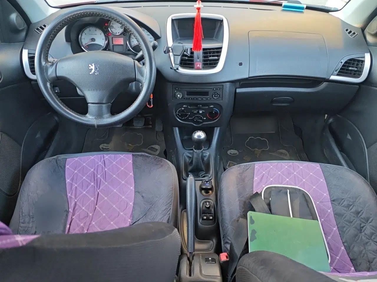 Used Peugeot 207 2011 Sedan 1.4L Manual Yule Edition — миниатюра 9