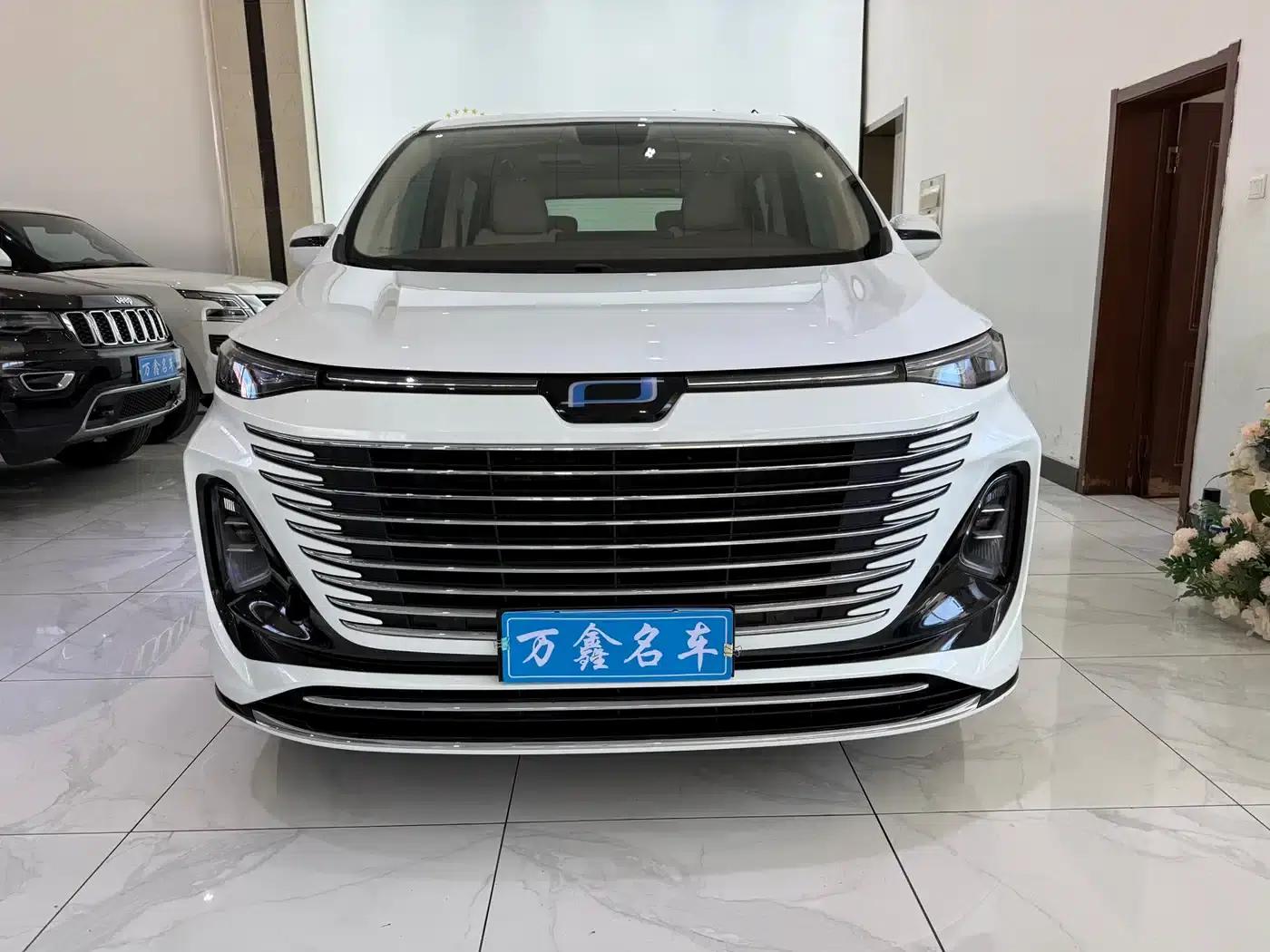 Bestune M9 2023 2.0T Premium Edition — миниатюра 2