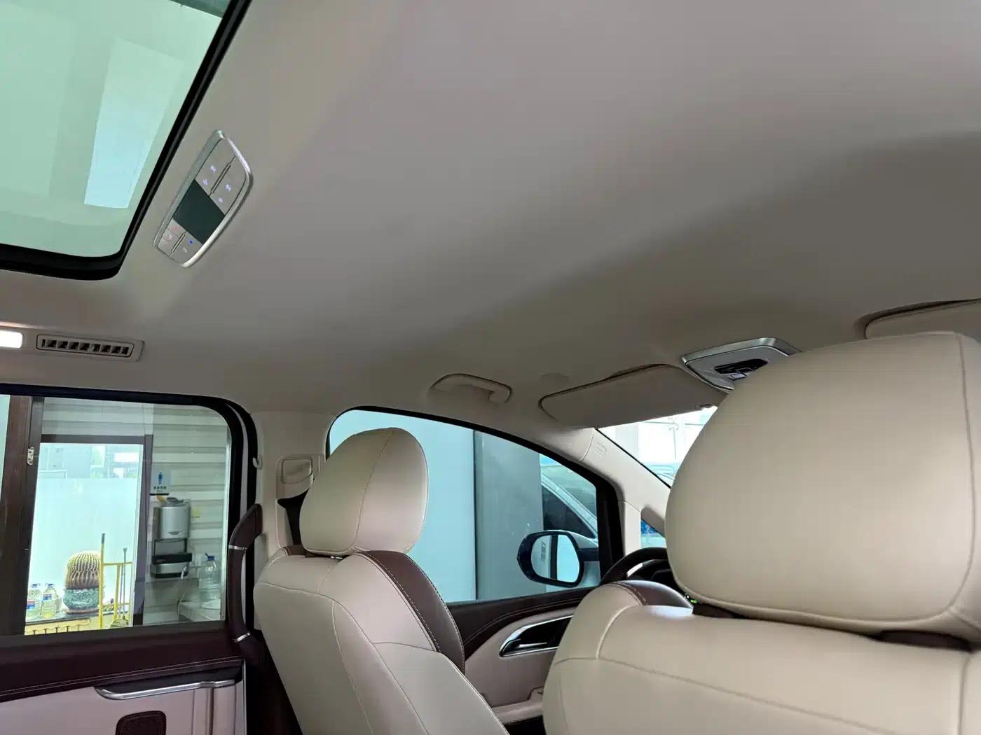 Bestune M9 2023 2.0T Premium Edition — миниатюра 13