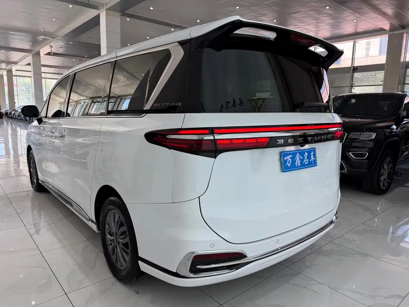 Bestune M9 2023 2.0T Premium Edition — миниатюра 18