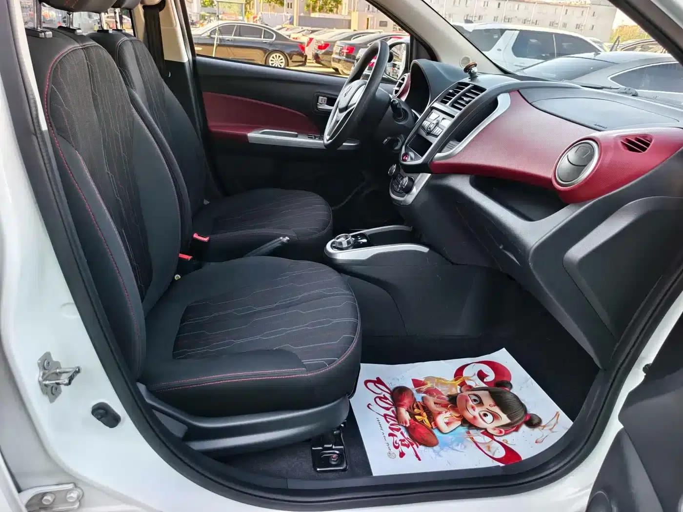 Benben EV 2017 Pure Electric Standard Model with 210km Range — миниатюра 13