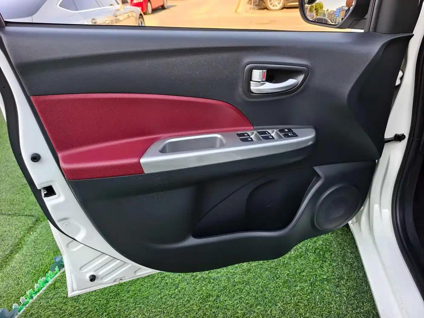 Benben EV 2017 Pure Electric Standard Model with 210km Range — миниатюра 10