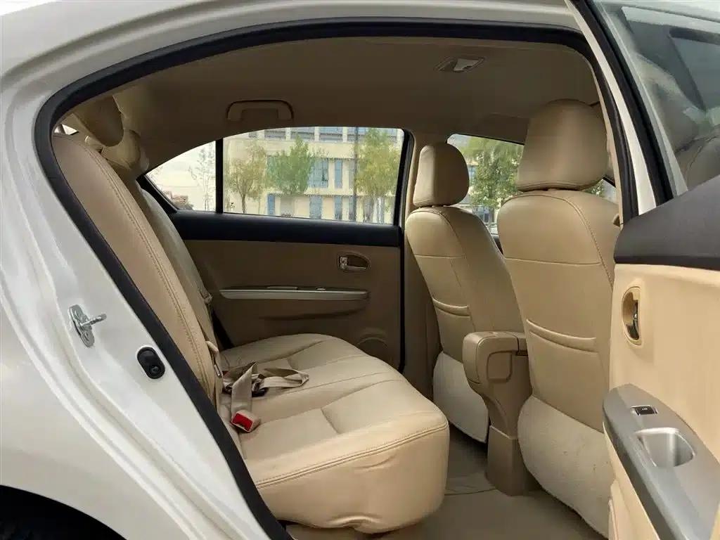 Great Wall C30 2013 1.5L Manual Deluxe Edition — миниатюра 7