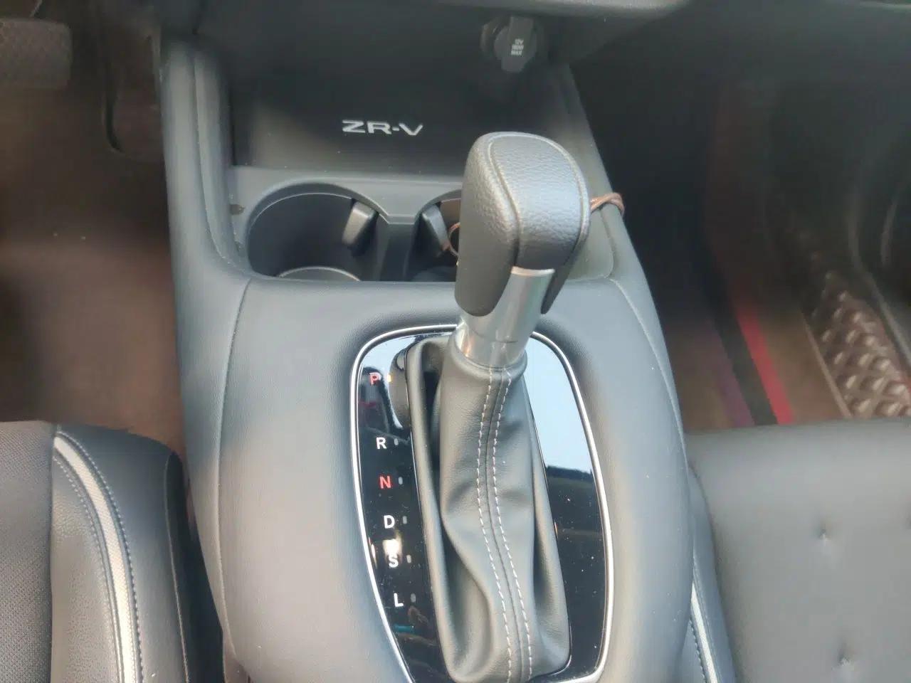 Used Honda ZR-V 2023 1.5T CVT Tech Edition — миниатюра 14