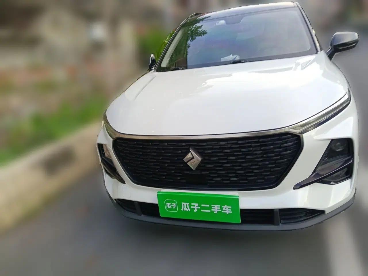 Used Baojun RS-3 2020 1.5L Manual 24-Hour Online Luxury Version — миниатюра 2