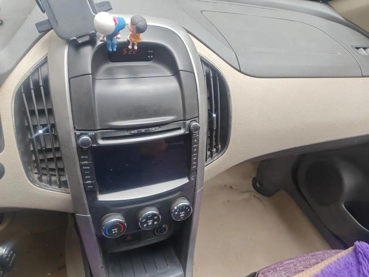 Used Baojun 630 2013 1.5L manual standard version — миниатюра 13