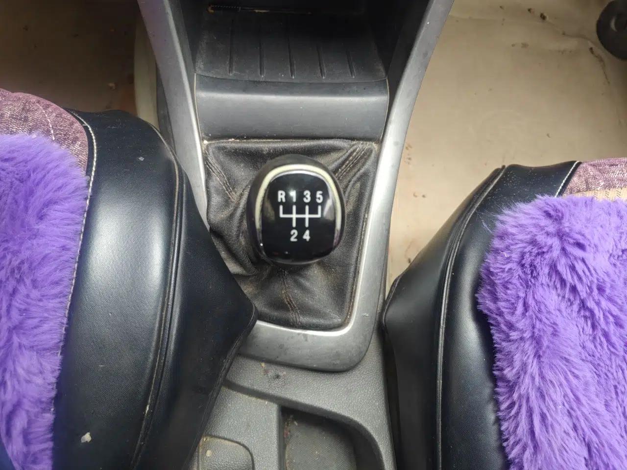 Used Baojun 630 2013 1.5L manual standard version — миниатюра 14