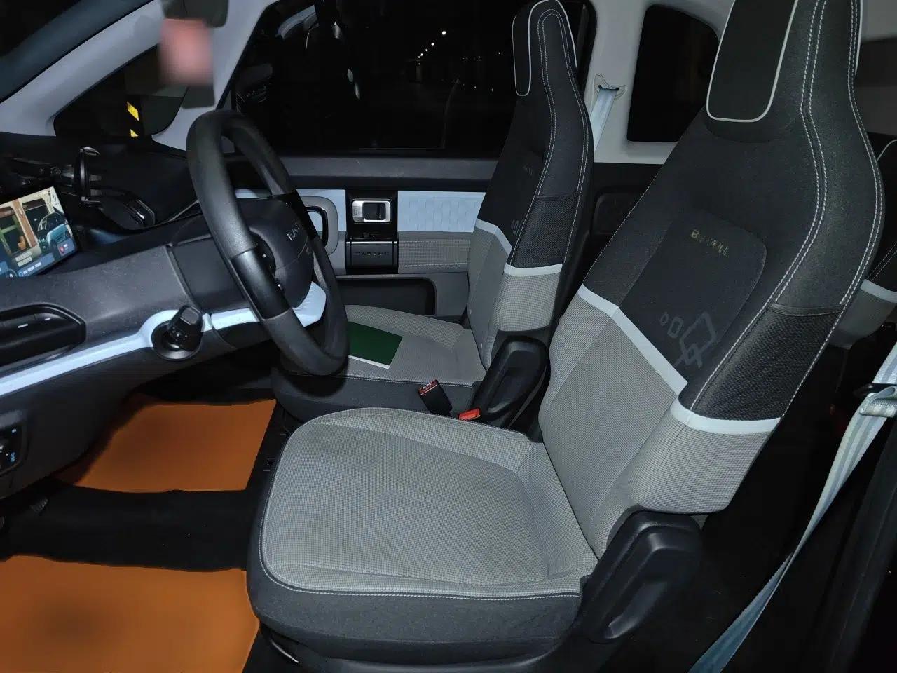 Used Baojun E300 2020 Starry Intelligence Edition — миниатюра 12