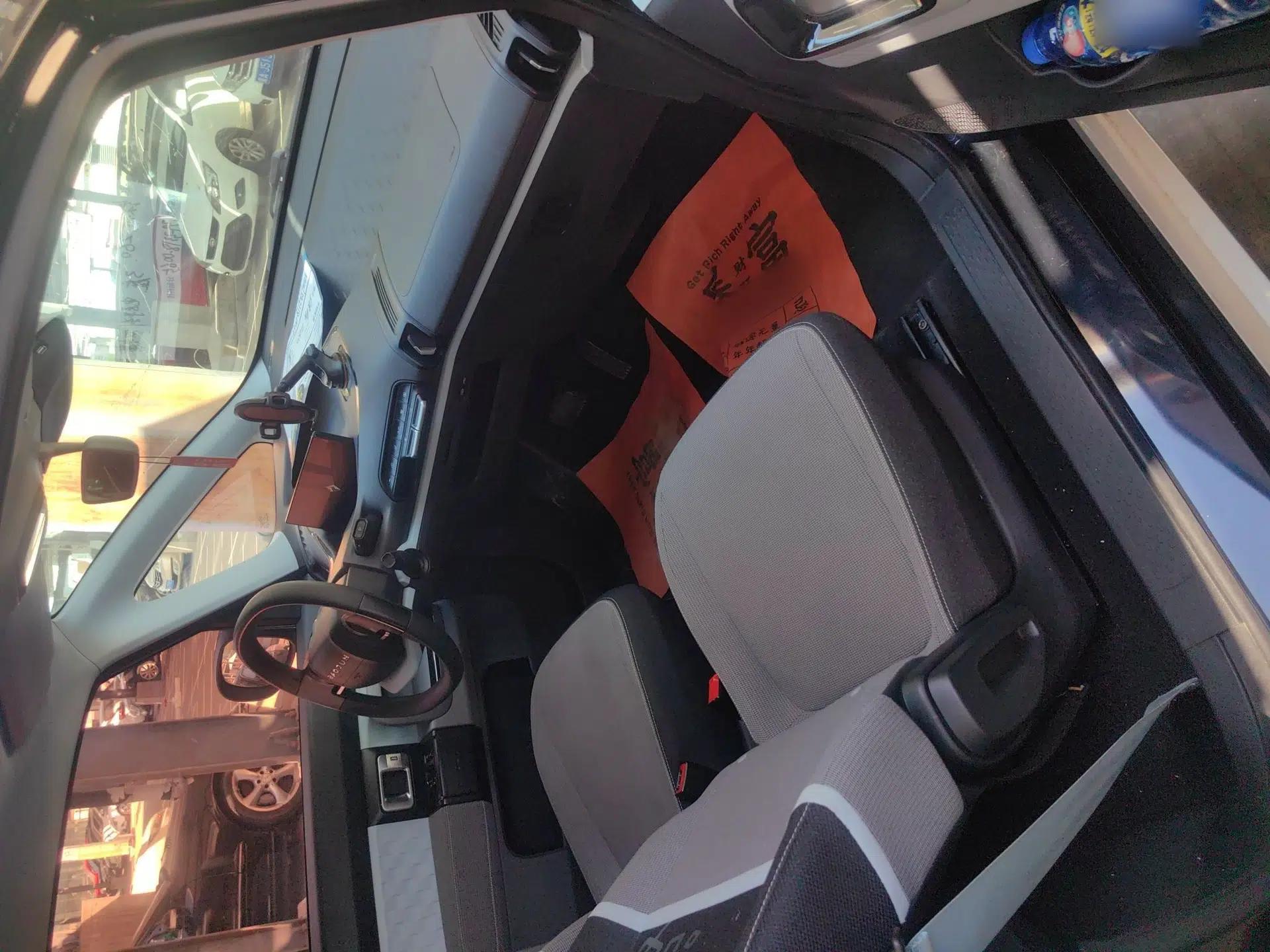 Used Baojun E300 2020 Starry Intelligence Edition — миниатюра 15