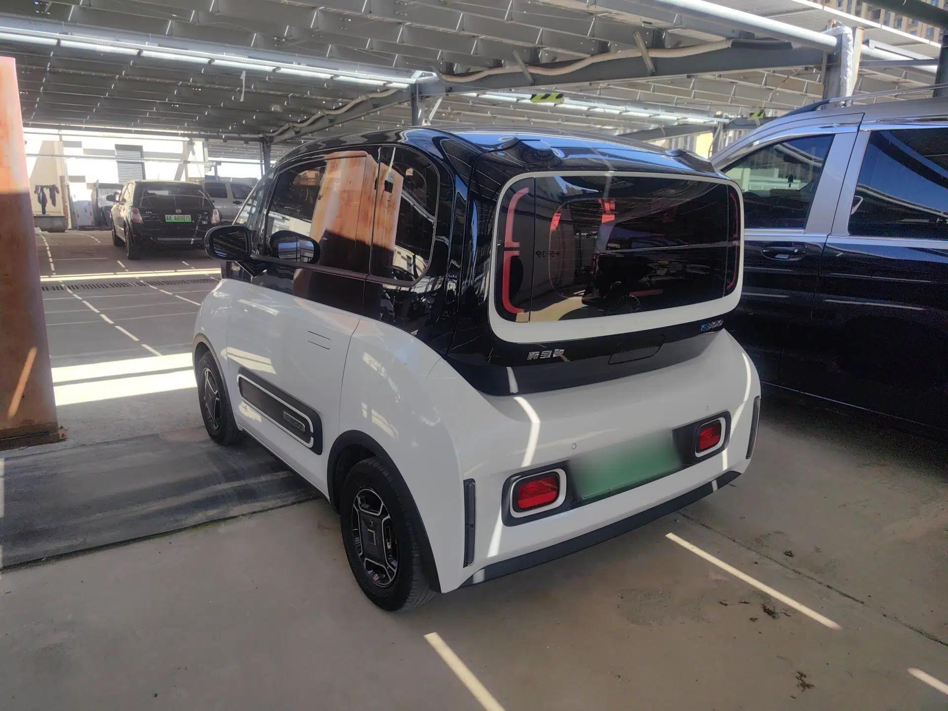 Used Baojun E300 2020 Starry Intelligence Edition — миниатюра 5