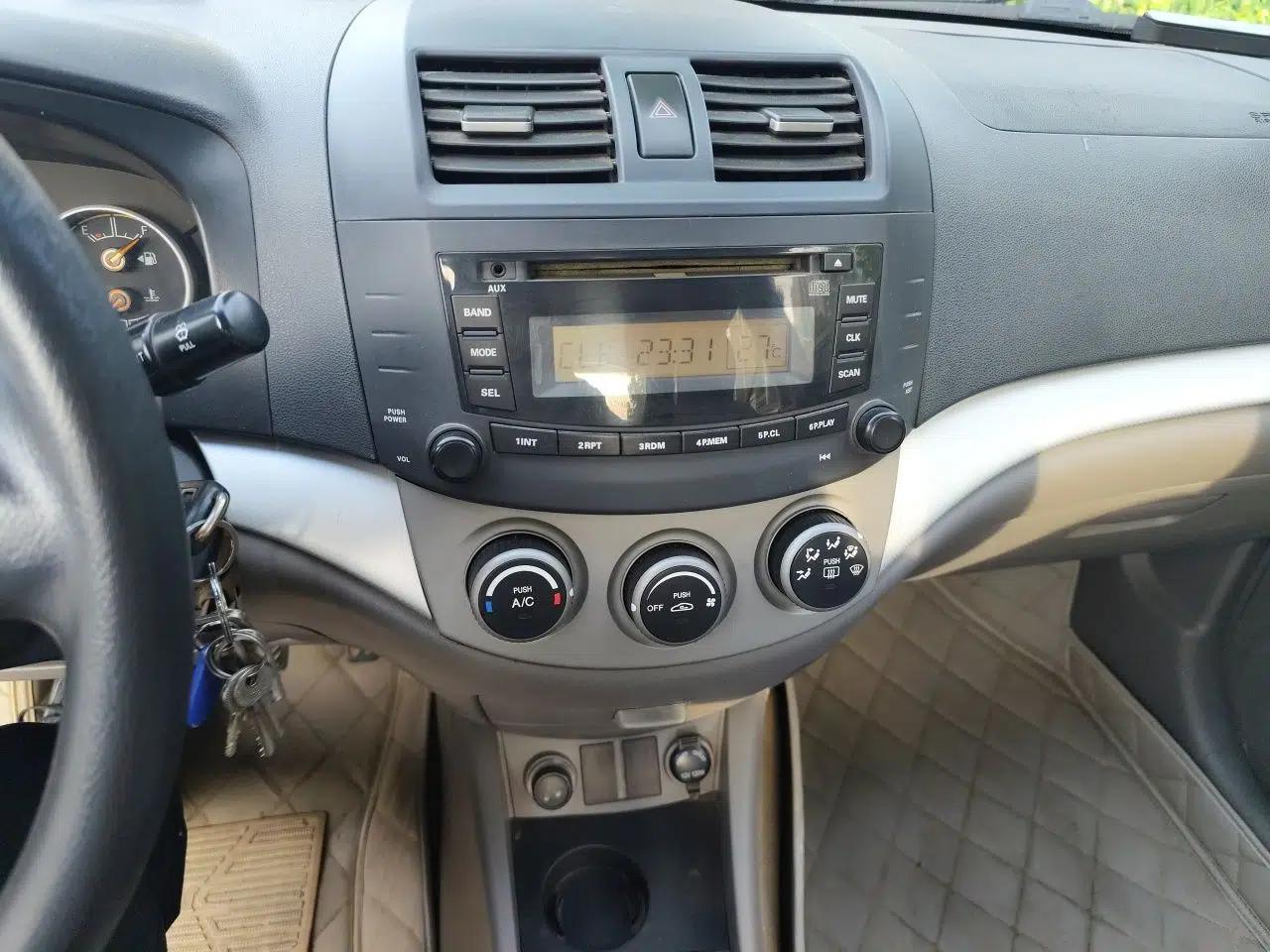 Used CHANGAN Alsvin 2012 Sedan 1.5L Manual Luxury Model — миниатюра 13