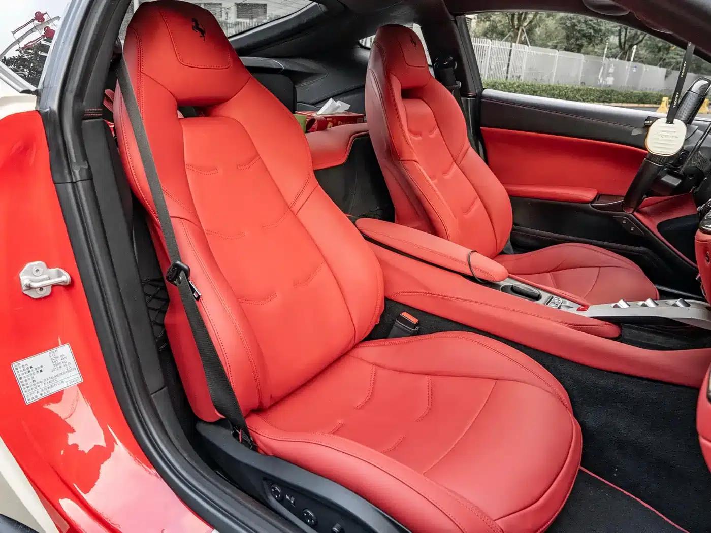 2013 F12berlinetta 6.3L Standard Model — миниатюра 11