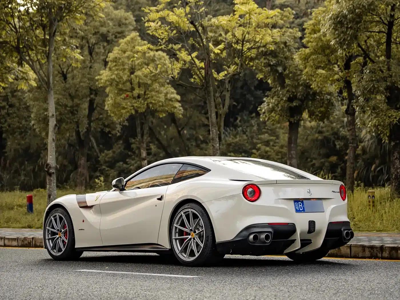 2013 F12berlinetta 6.3L Standard Model — миниатюра 13