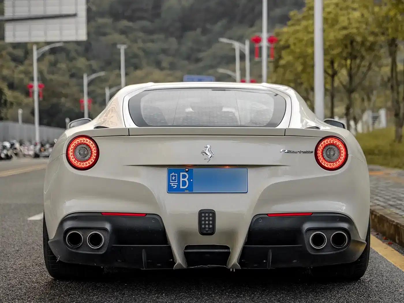 2013 F12berlinetta 6.3L Standard Model — миниатюра 15