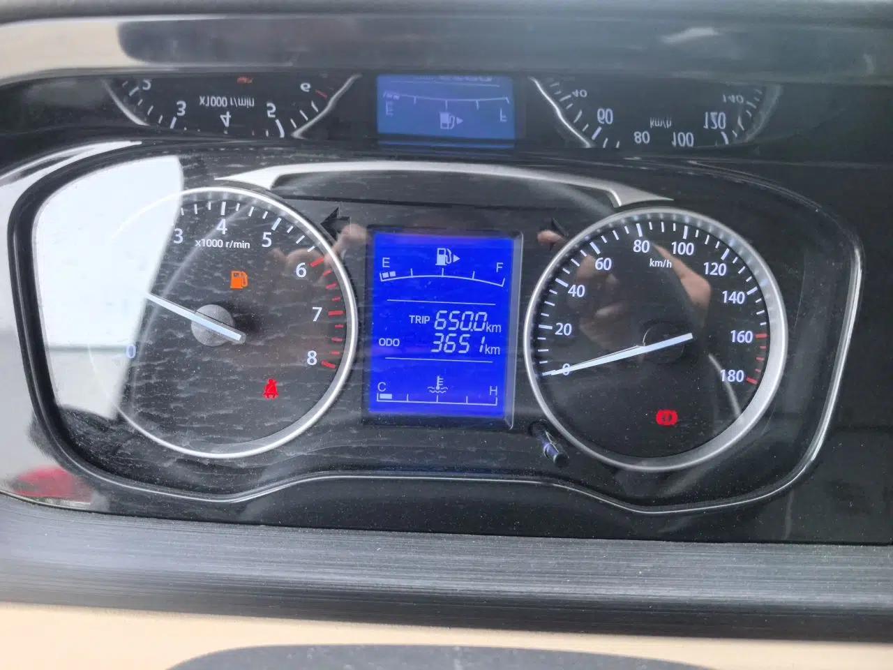 Used CHANGAN KUAYUE Xing V3 2023 1.5L Gasoline Standard Edition 2-Seat Van — миниатюра 11