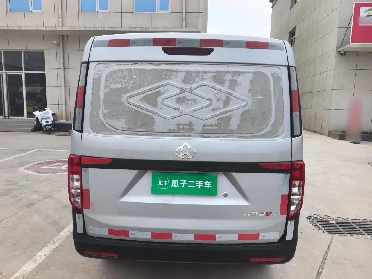 Used CHANGAN KUAYUE Xing V3 2023 1.5L Gasoline Standard Edition 2-Seat Van — миниатюра 5