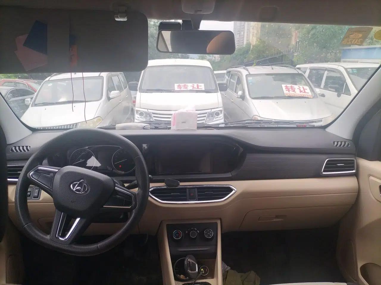 Used CHANGAN KUAYUE Xing V7 EV 2024 251 km Luxury Dual-Door Version 6 Seats — миниатюра 18