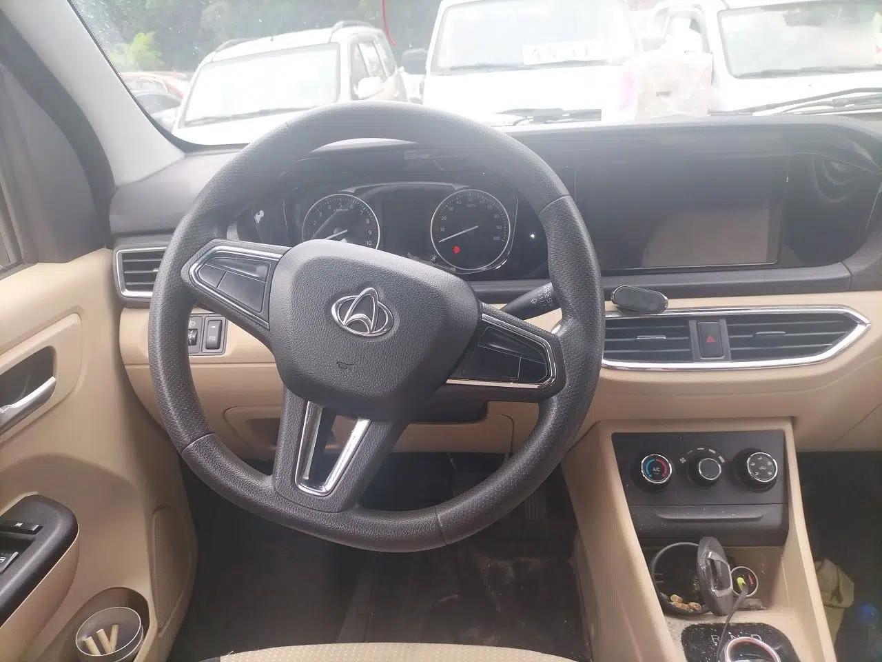 Used CHANGAN KUAYUE Xing V7 EV 2024 251 km Luxury Dual-Door Version 6 Seats — миниатюра 10