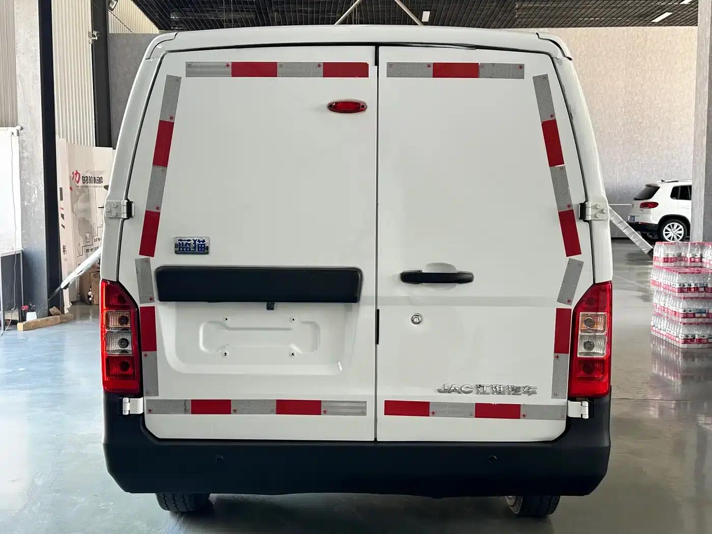 Blue Cat 2023 M1 Guoxuan High-Tech 40.55kWh Flagship Edition — миниатюра 6