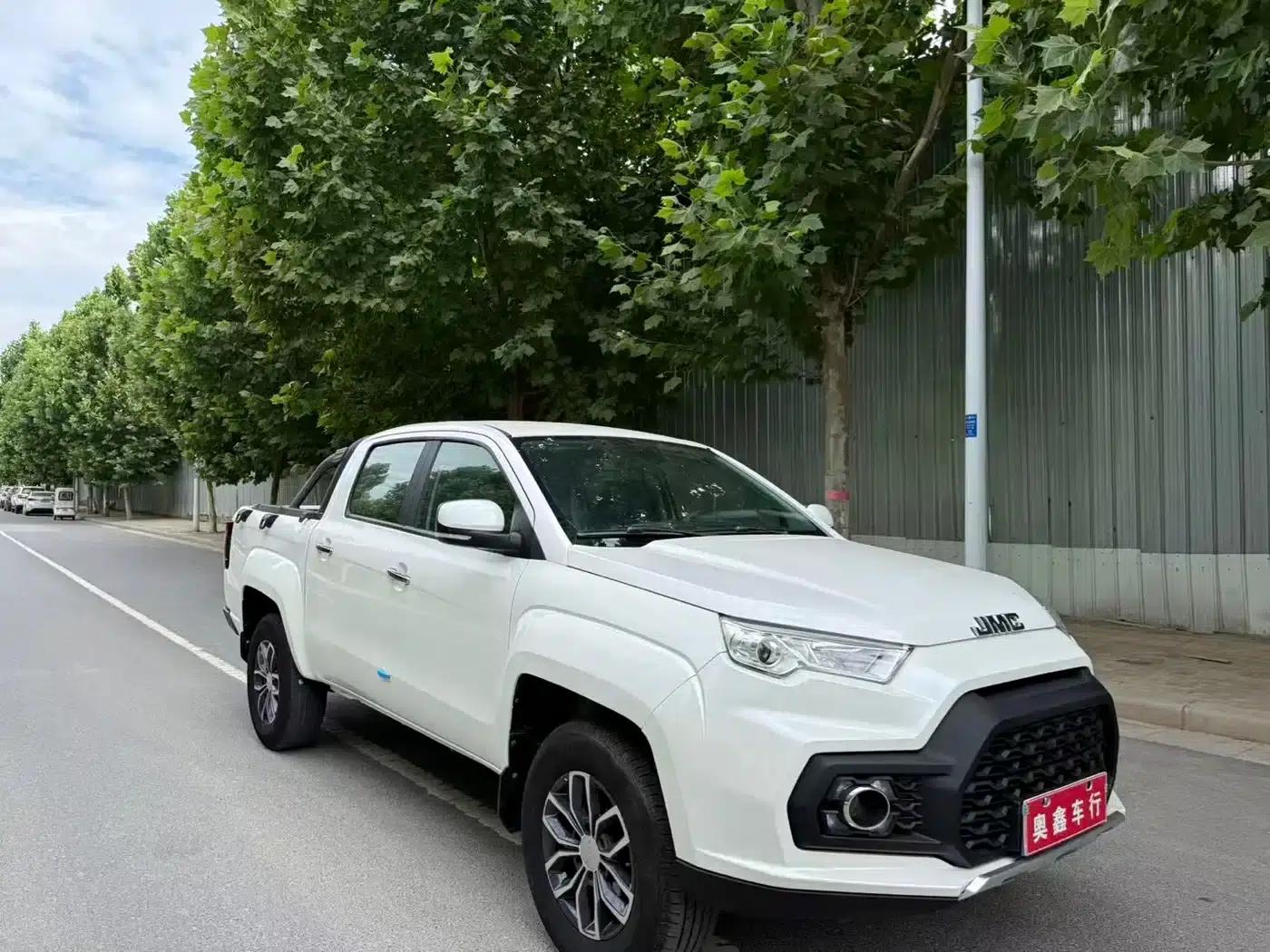 Yuhu 7 2020 2.0T Diesel Automatic 4WD Premium Edition Short Wheelbase (National VI Emission Standard) JX4D20A6L — миниатюра 3