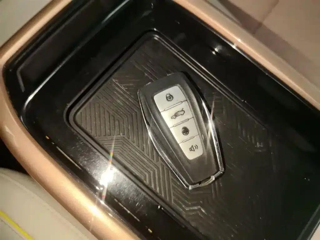 Geely Geometry M6 2022 Model 580 New Fun — миниатюра 9