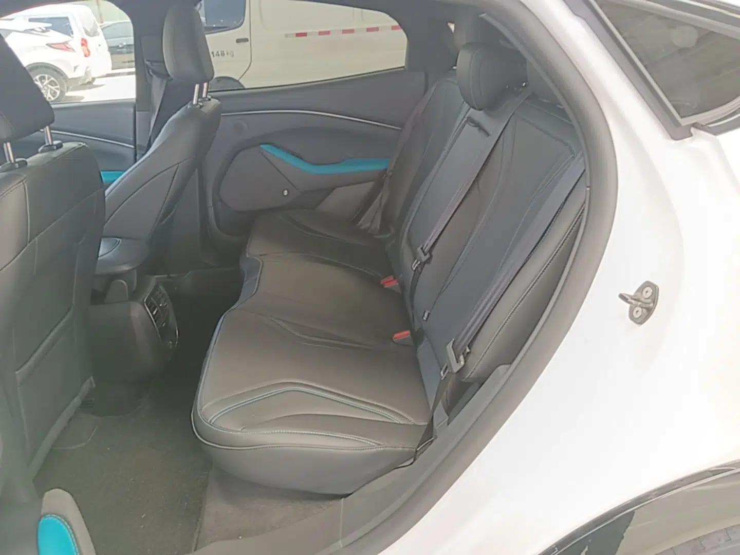 Used Ford Mustang Mach-E 2021 AION Y Plus Rear-Drive Luxury Edition (Long Range) — миниатюра 25