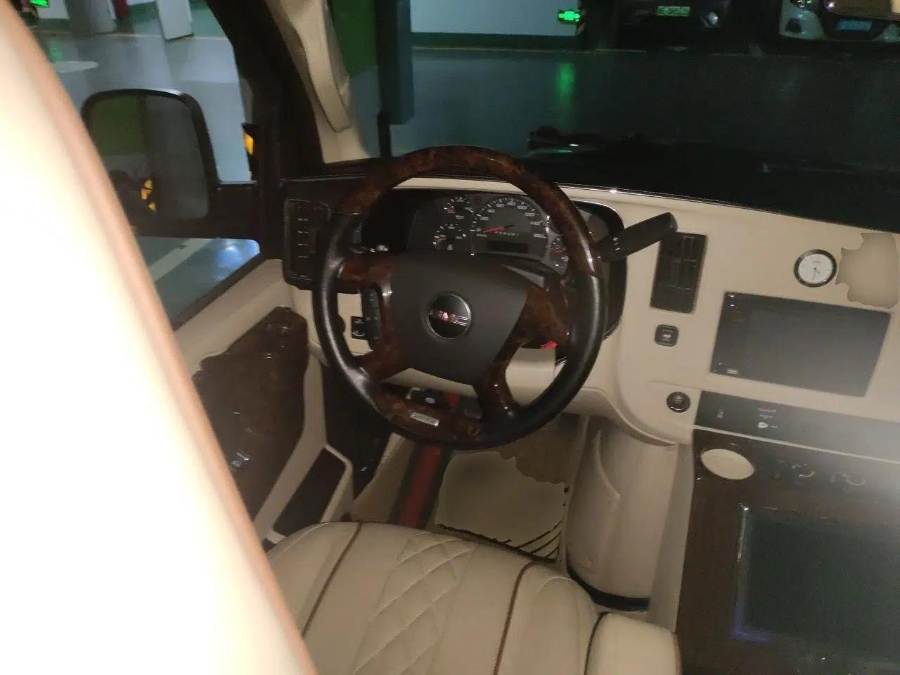 Used GMC SAVANA 2018 6.0L GX777 Prestige Star Edition — миниатюра 10