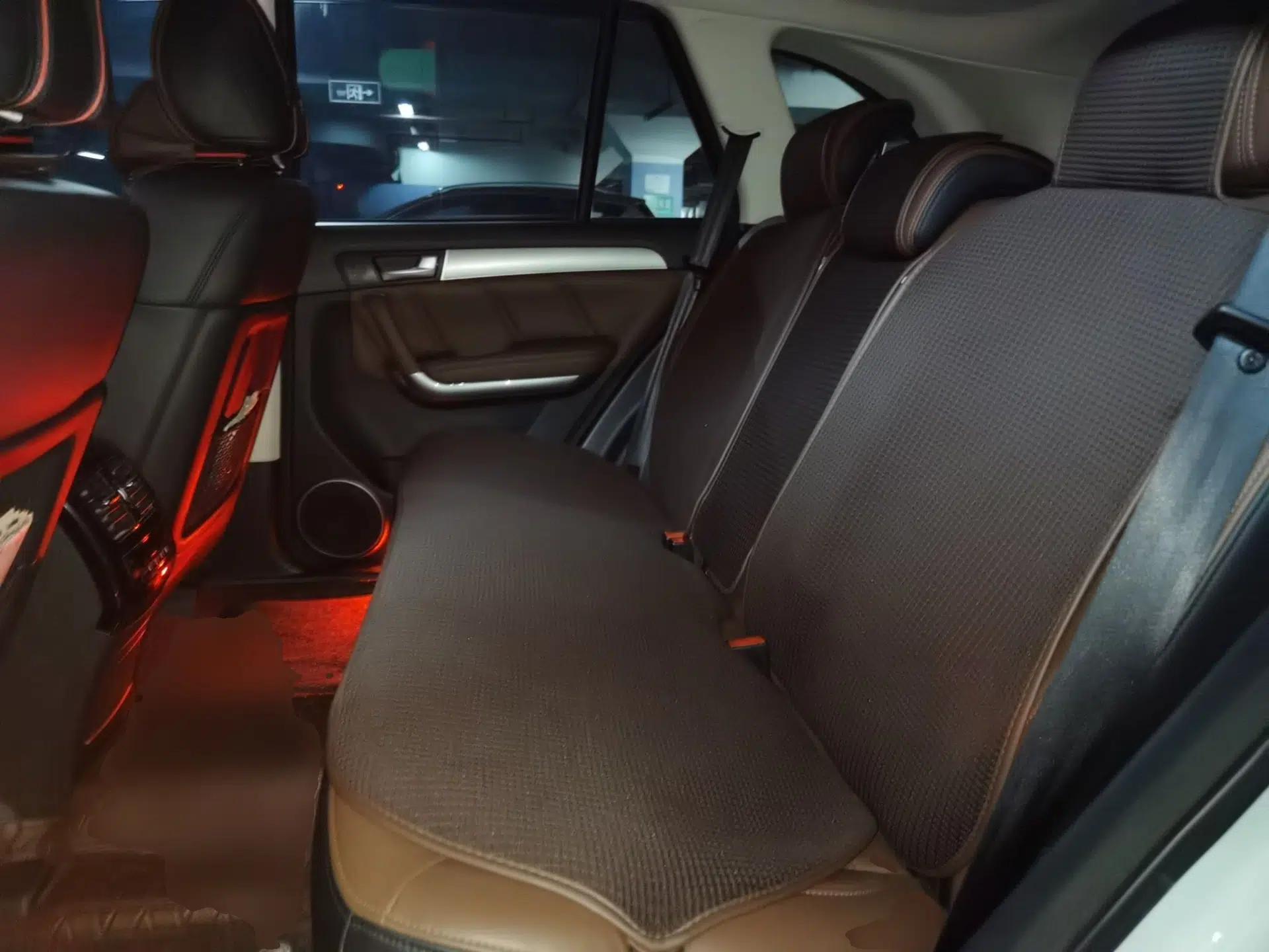 Used Haval H8 2017 2.0T Gasoline Two-Wheel Drive Smart Edition — миниатюра 17
