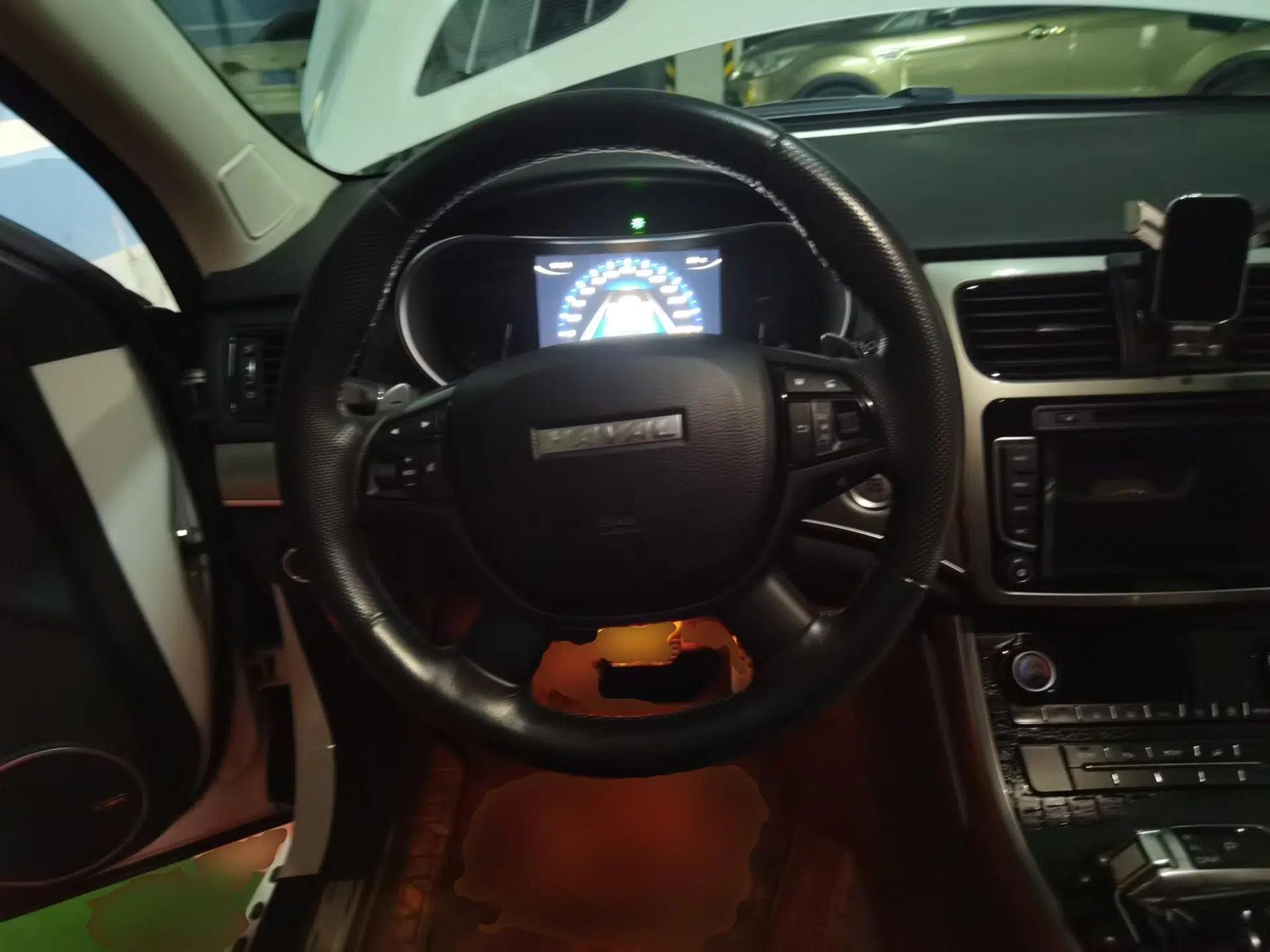 Used Haval H8 2017 2.0T Gasoline Two-Wheel Drive Smart Edition — миниатюра 10