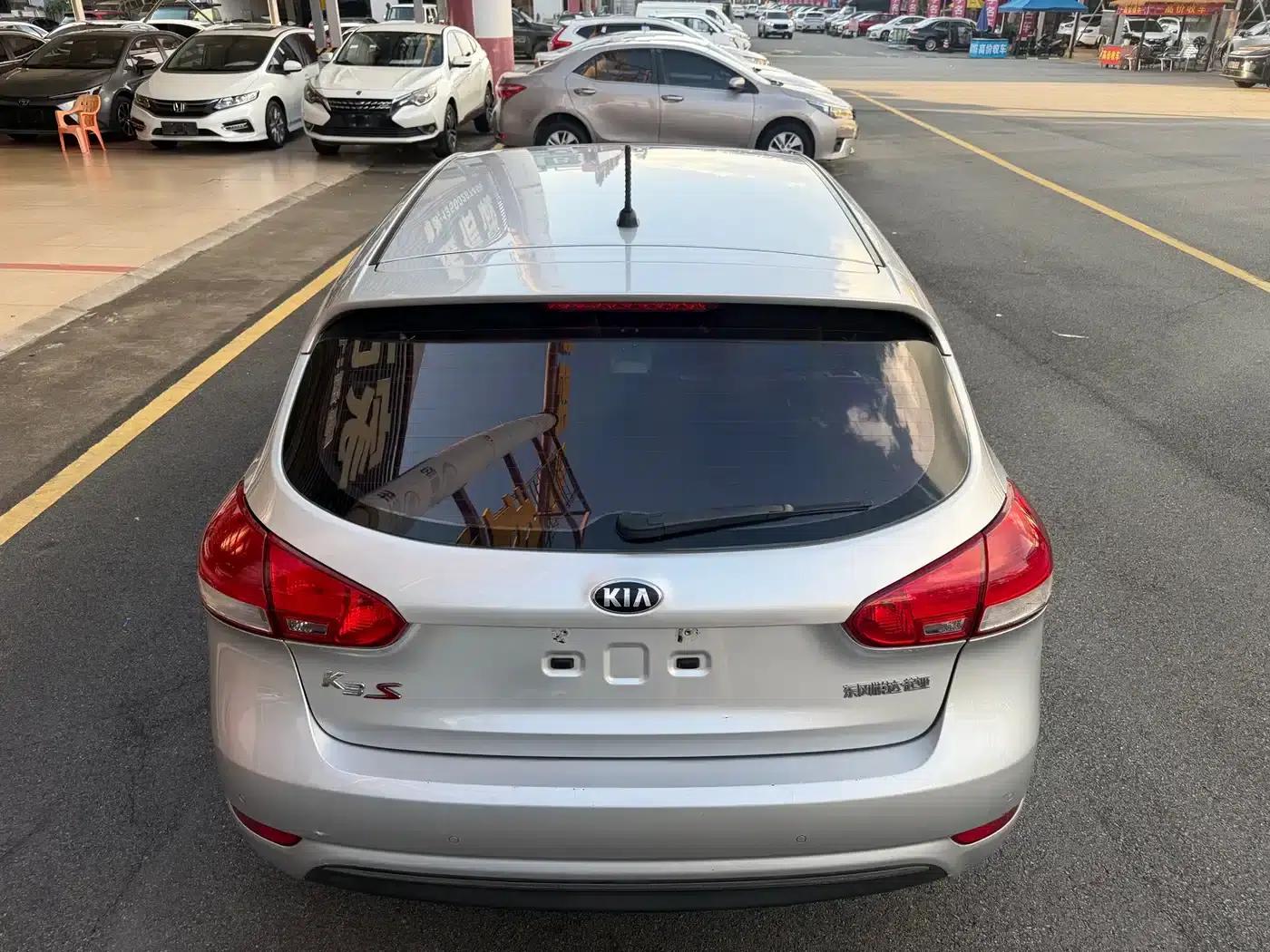 Kia K3S 2014 1.6L Automatic GL — миниатюра 15