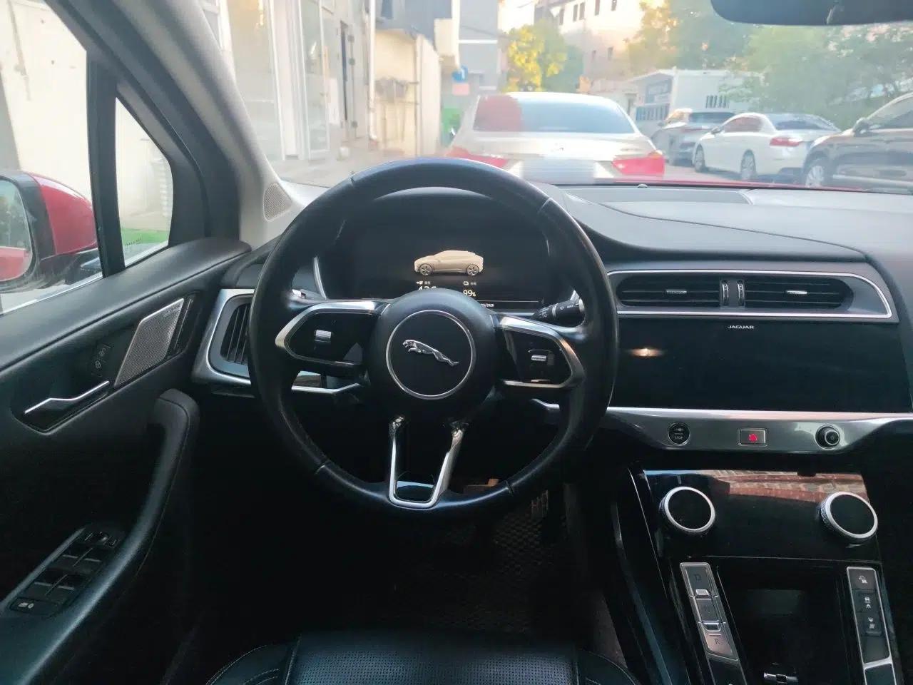 Used Jaguar I-PACE 2018 EV400 S — миниатюра 10