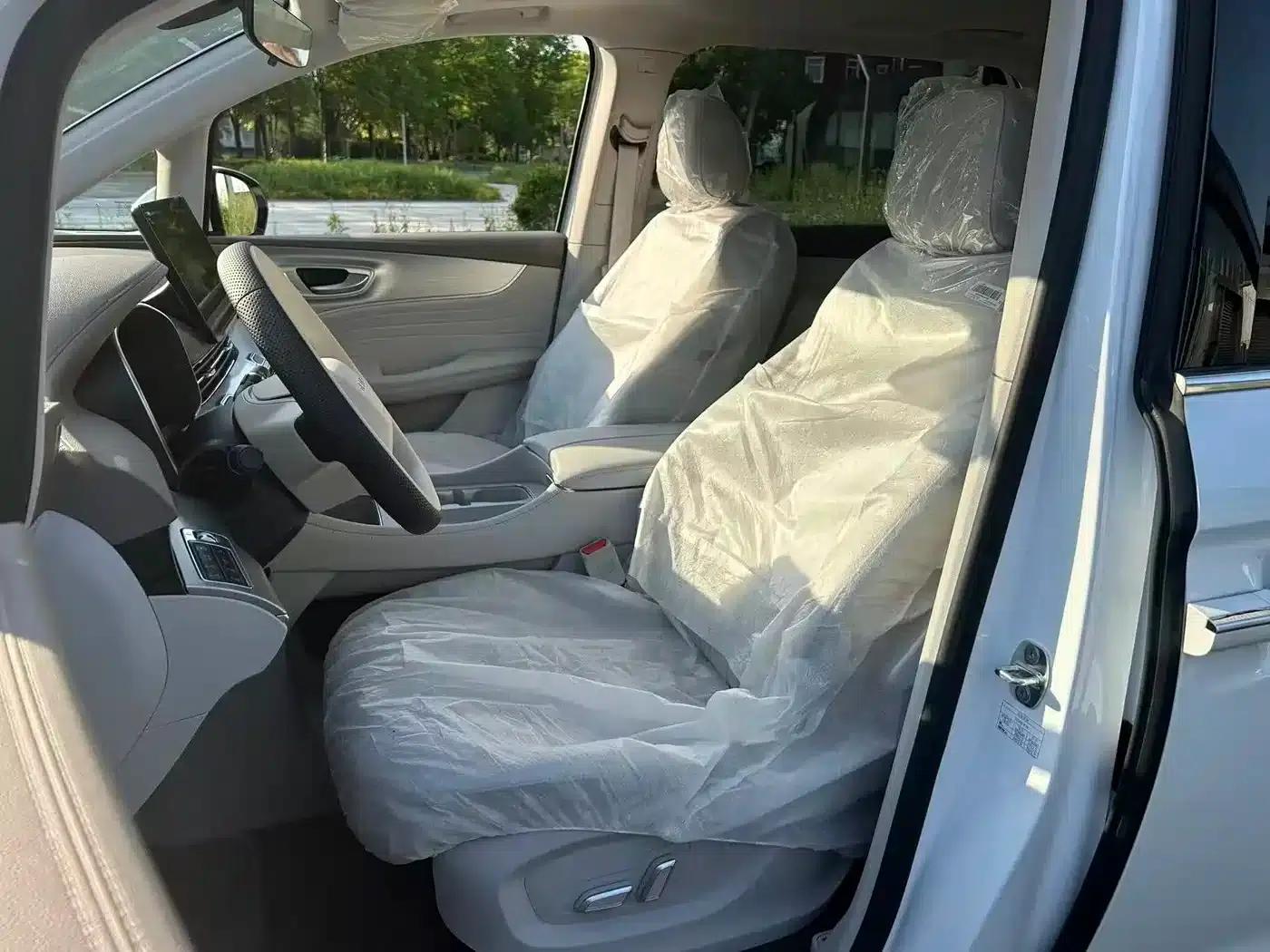 Roewe iMAX8 New Energy 2025 1.5T DMH Luxury Edition — миниатюра 5