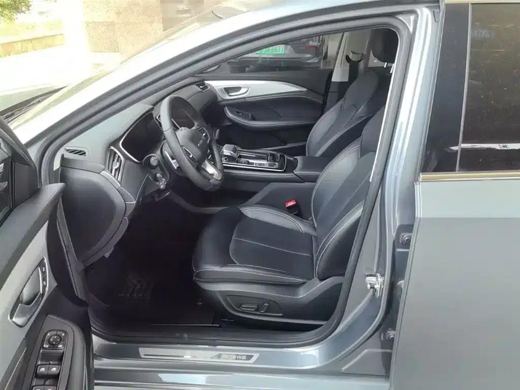 Roewe i6 MAX 2020 300TGI Automatic Cool and Intelligent Driving Edition — миниатюра 15