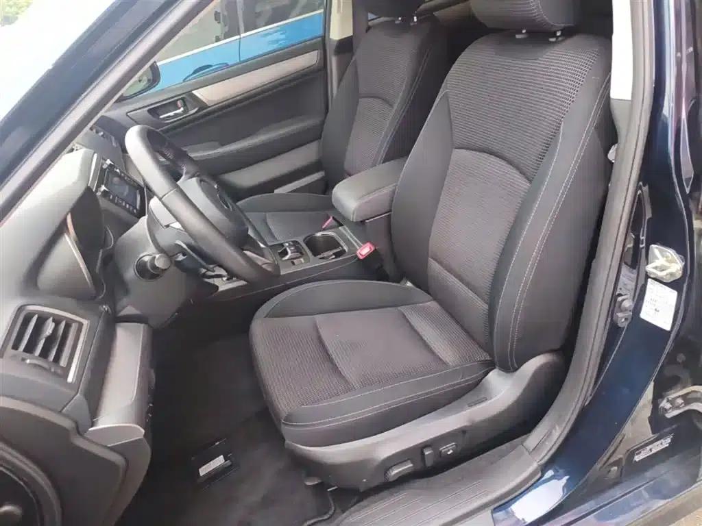 Legacy 2020 Facelift 2.5i AWD Fashion Edition — миниатюра 15