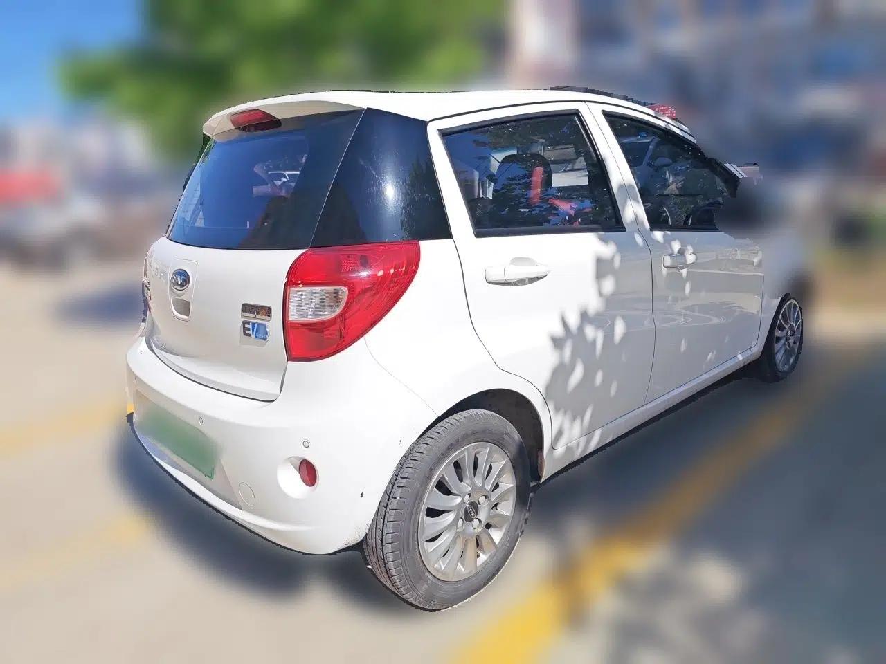 Used JAC Group iEV6E 2018 Upgraded Edition iEV6E Luxury Smart Model — миниатюра 6