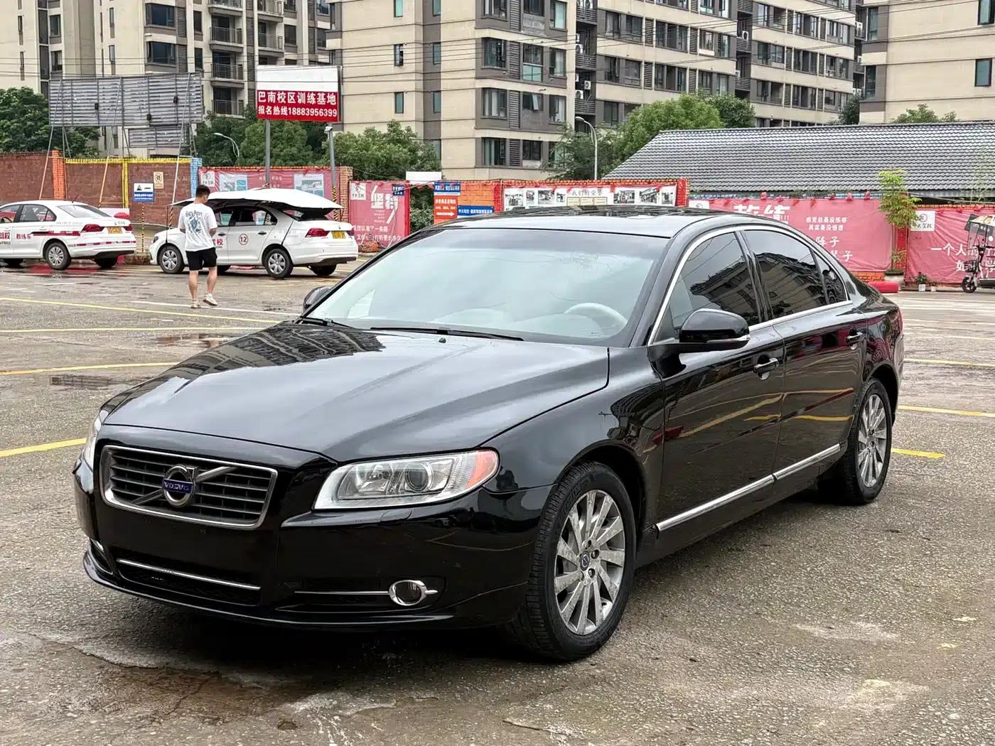 2012 Volvo S80L 2.0T T5 Smart Edition — миниатюра 1
