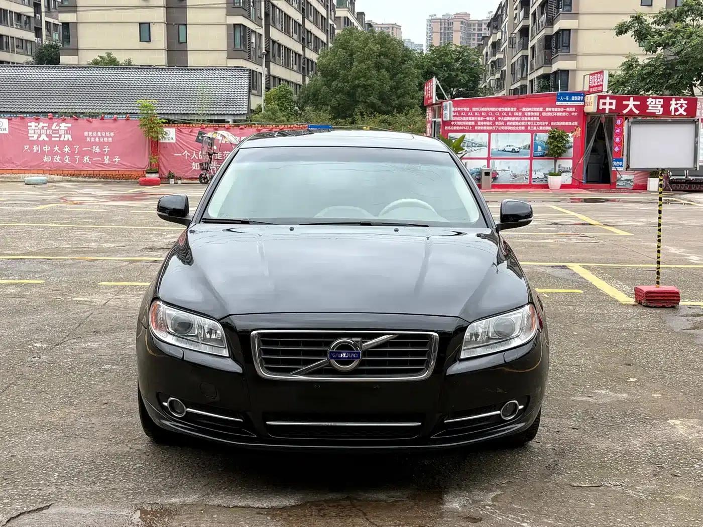 2012 Volvo S80L 2.0T T5 Smart Edition — миниатюра 2