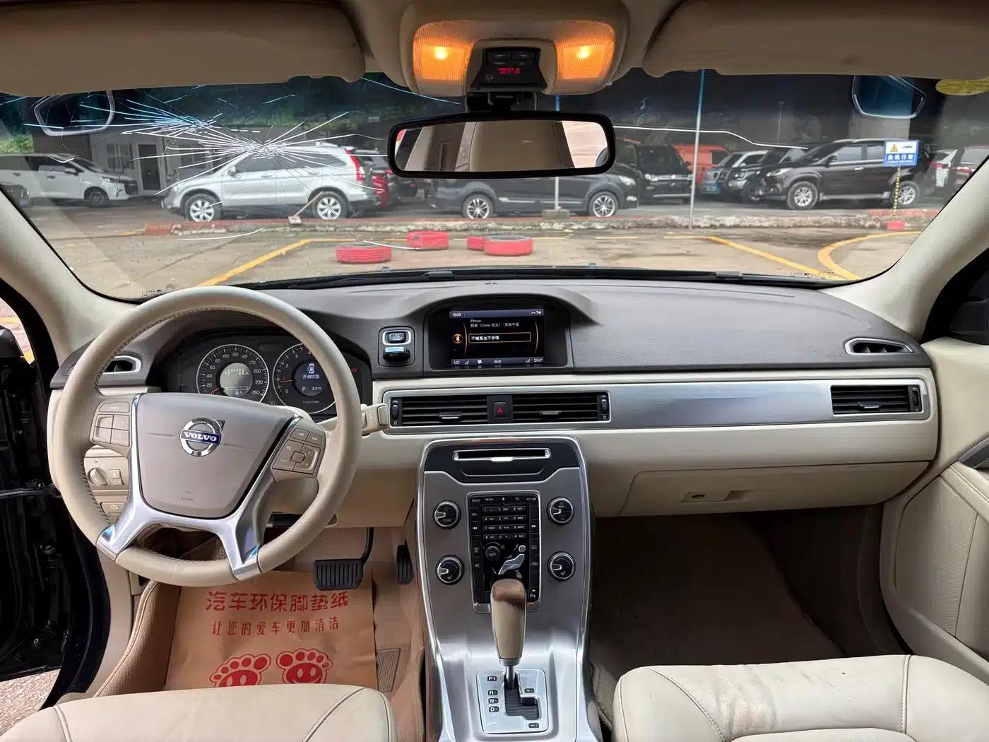 2012 Volvo S80L 2.0T T5 Smart Edition — миниатюра 9