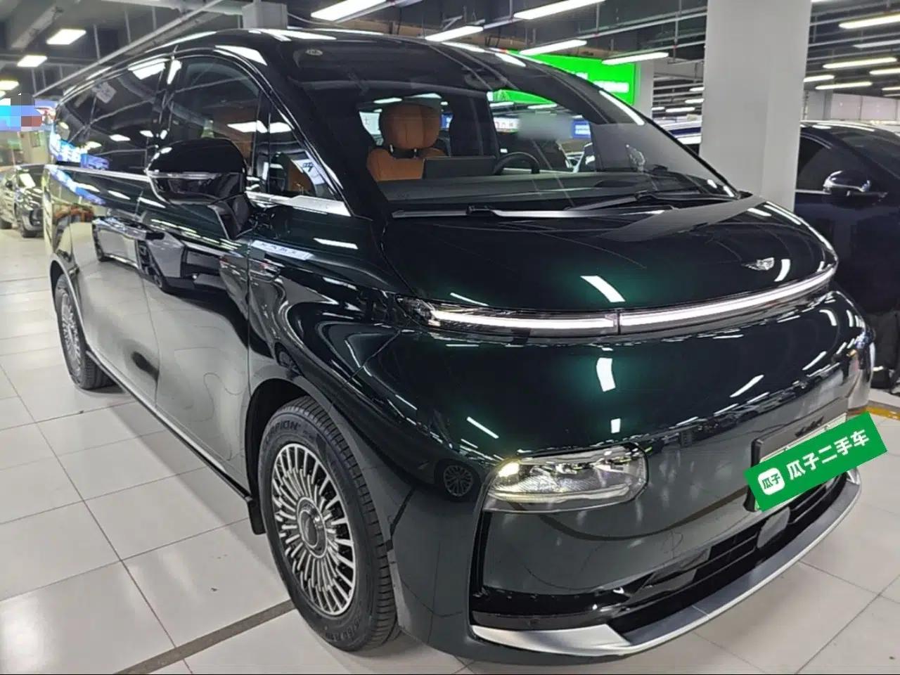 Used Geely Galaxy LEVC L380 2025 805 km Flagship Version All-Wheel Drive — миниатюра 3
