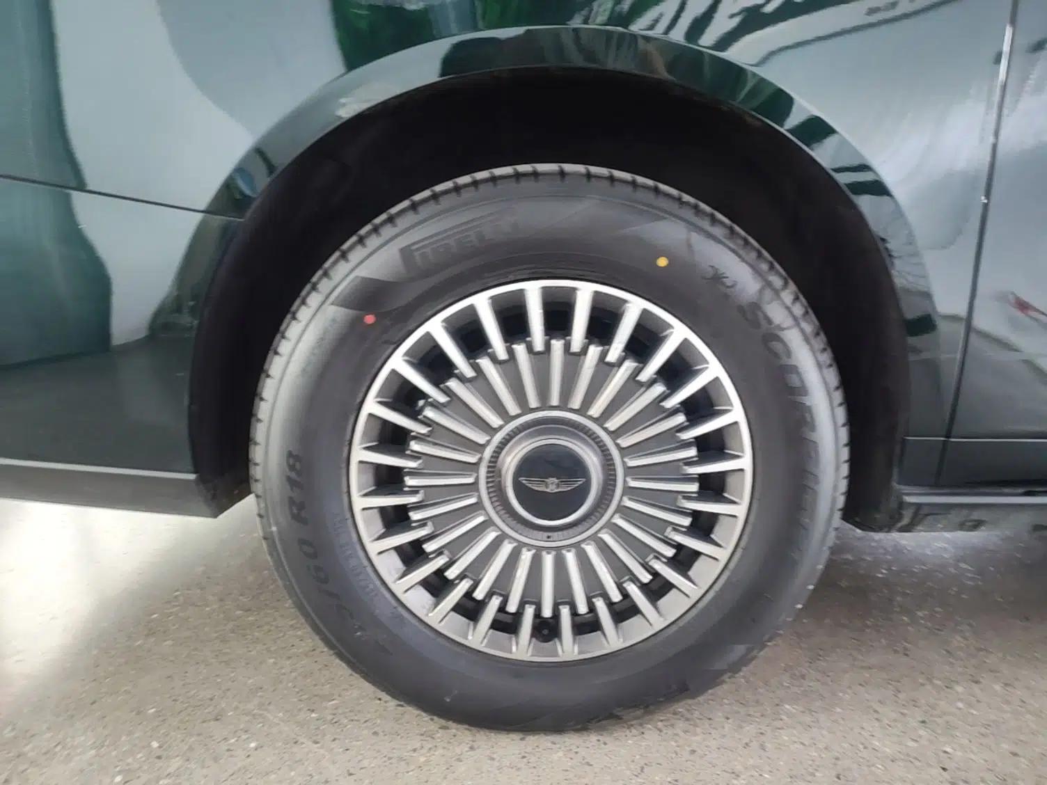 Used Geely Galaxy LEVC L380 2025 805 km Flagship Version All-Wheel Drive — миниатюра 11