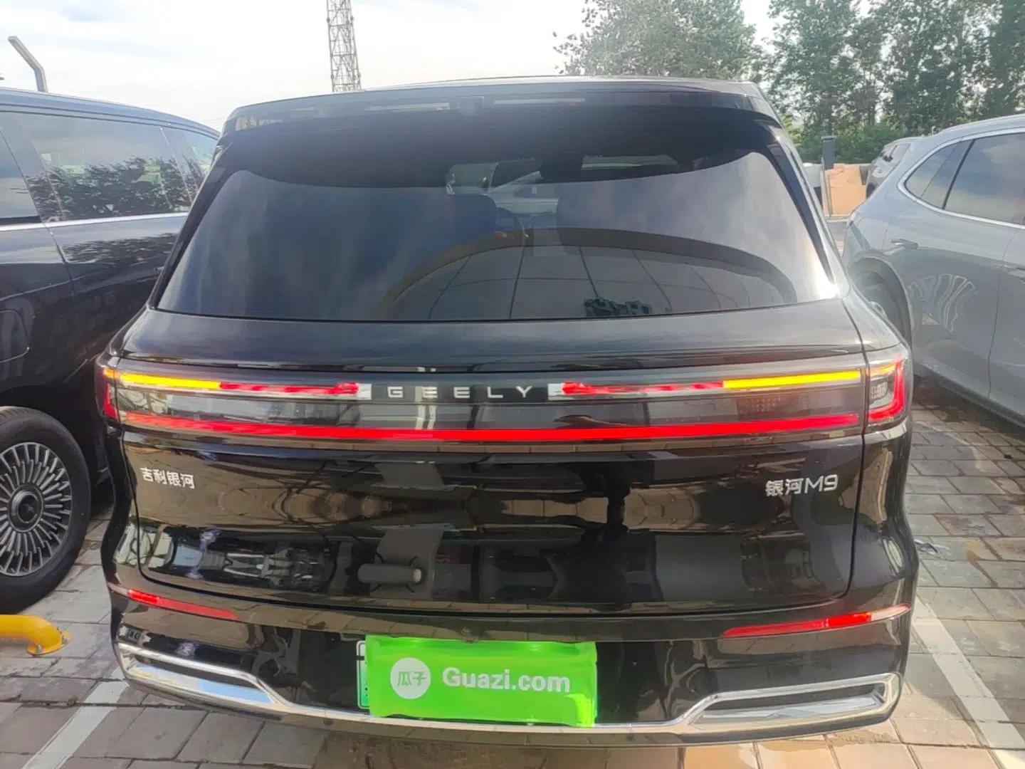 Used Geely Galaxy M9 2025 Model 210km Four-Wheel-Drive Leading Edition — миниатюра 5