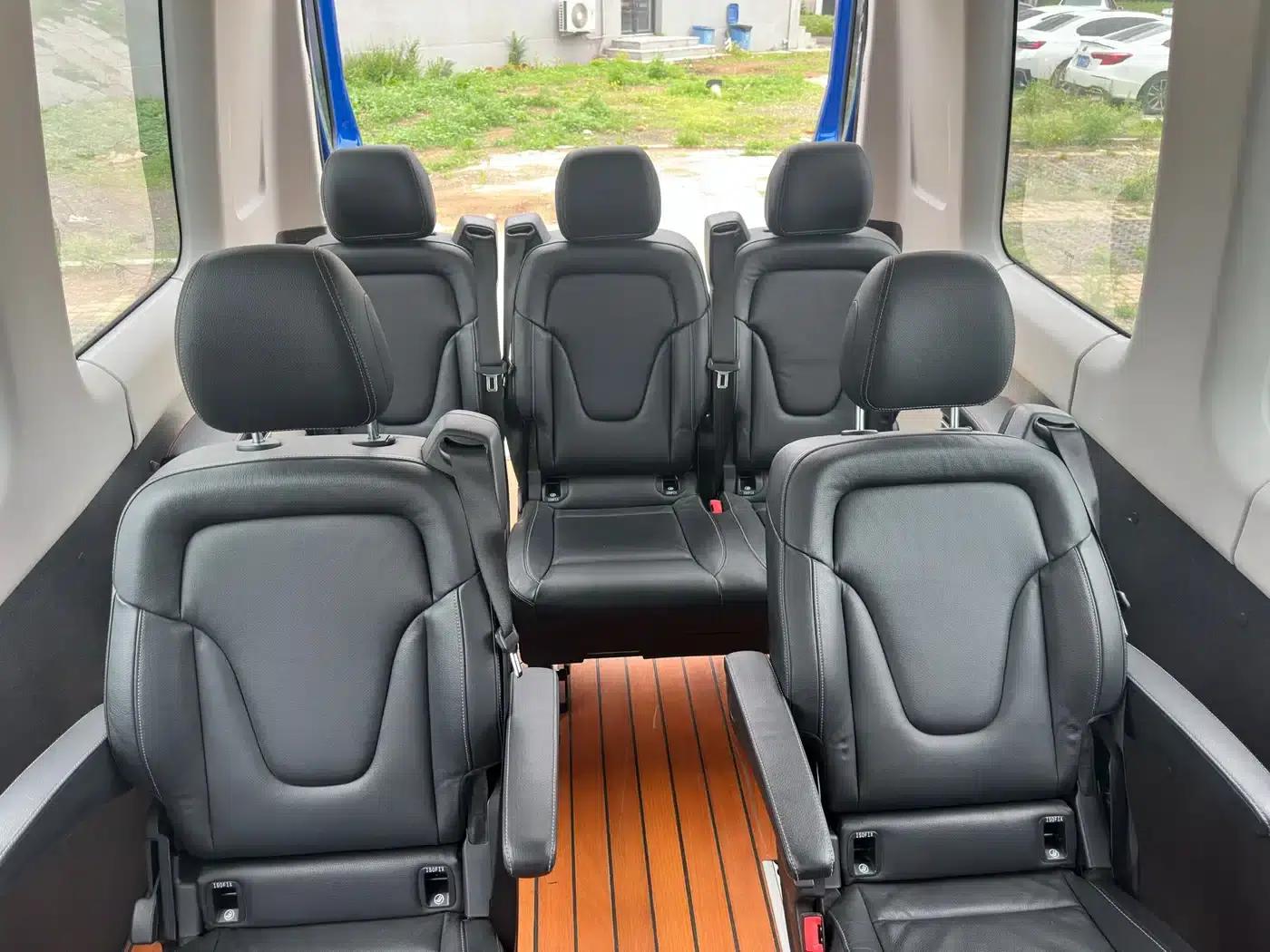 Iveco Daily 2020 3.0T Automatic Short Wheelbase High Roof F1C — миниатюра 15
