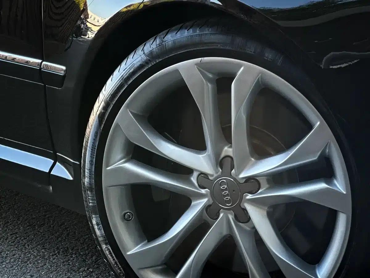 2008 Audi S8 5.2FSI quattro — миниатюра 9