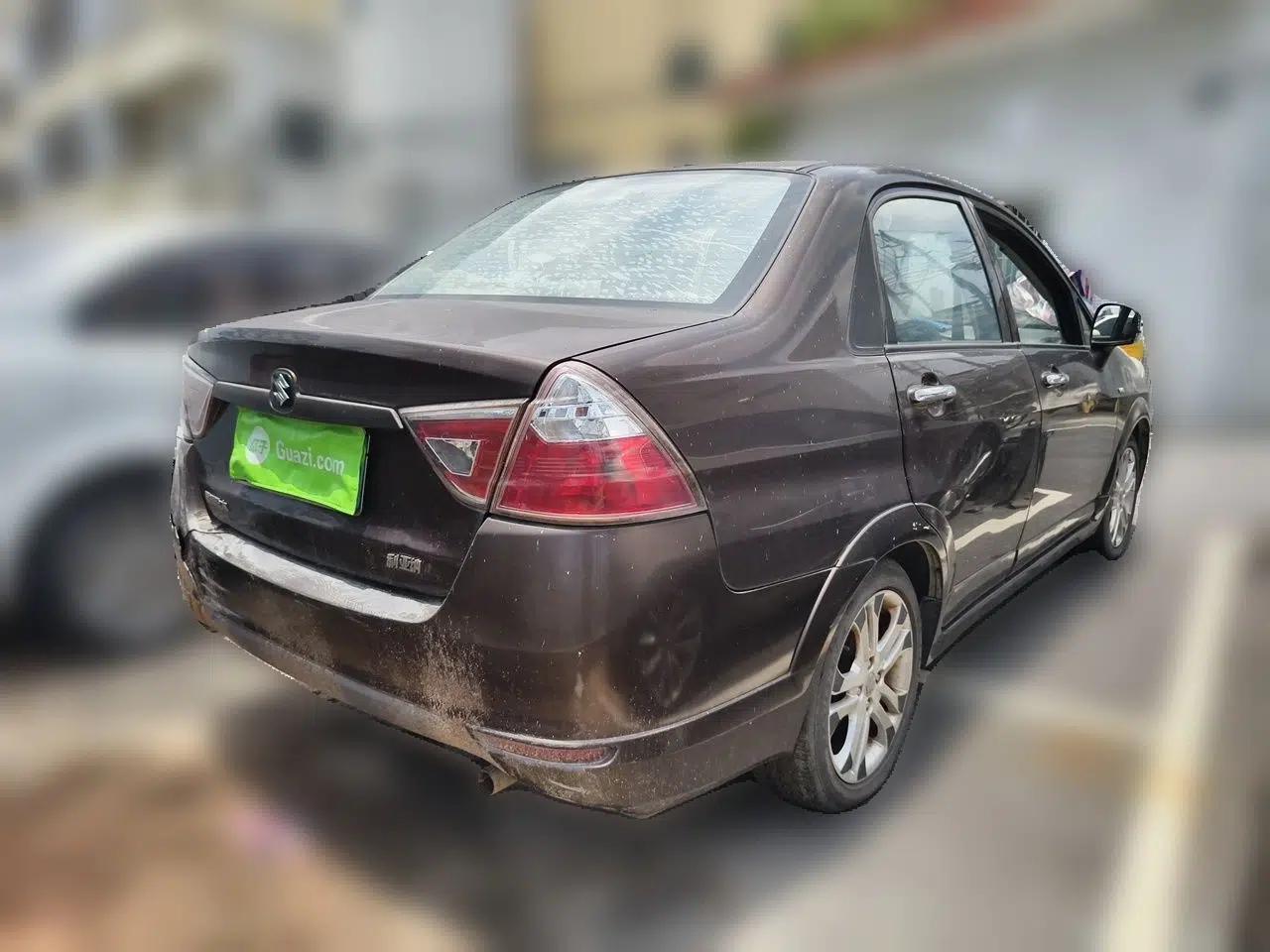 Used Suzuki Liana A6 2014 Sedan 1.4L Manual Enjoyment Model — миниатюра 6