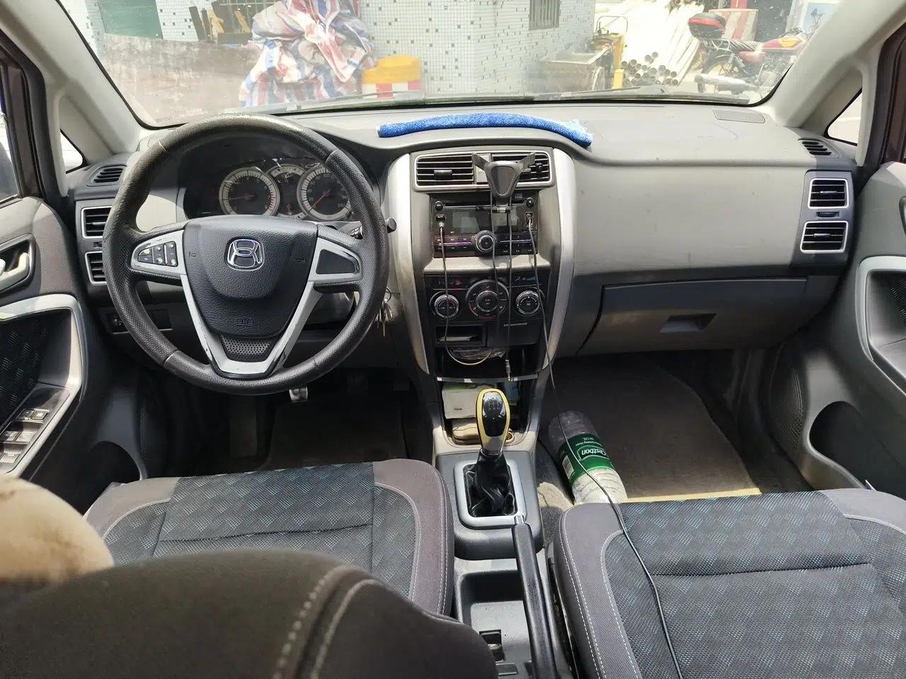Used Suzuki Liana A6 2014 Sedan 1.4L Manual Enjoyment Model — миниатюра 9